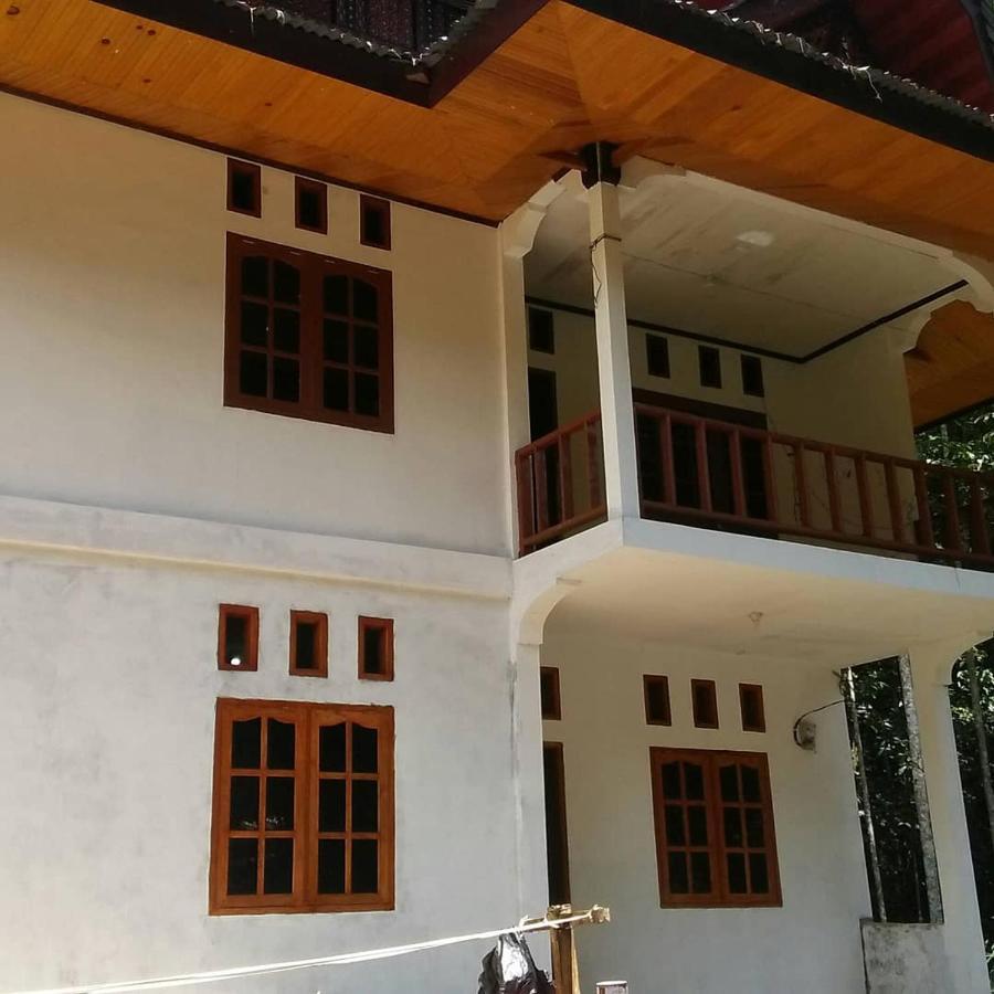 Sugi House Toraja - Villa Penginapan Sewa Harian ランテパオ エクステリア 写真